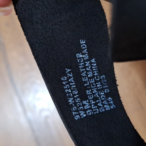 CUTE black sandals! - Picture 6 of 6